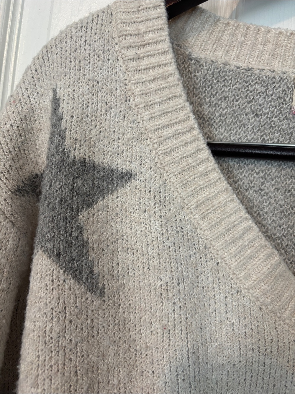 Soft and Cozy V-Neck Sweater with Stars - Picture 2 of 6
